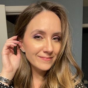 Meet your Posher, Kristin